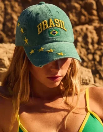 Braziliaanse geborduurde pet