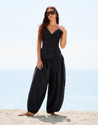 Broek met laag kruis en sjaal