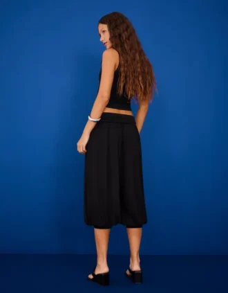 Capri met laag kruis