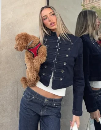 Denimjas met knopen aan de voorkant – #Bershkastyle – Dames