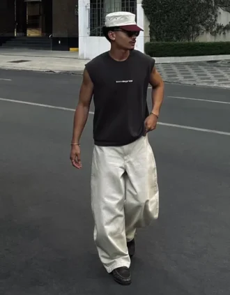 Geborduurd mouwloos T-shirt