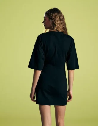 Gerimpelde mini-jurk