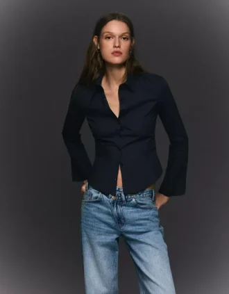 Getailleerd overhemd met klokmouwen – Overhemden en blouses
