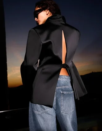 Getailleerde satijnen blazer – Jassen en trenchcoats