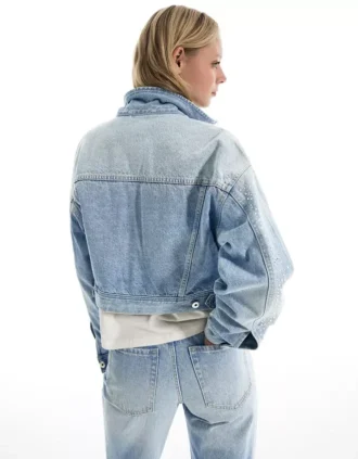 Kort denim jasje met strass – Jassen en trenchcoats