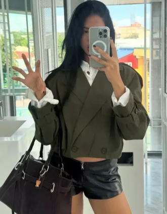 Korte trenchcoat met balloneffect