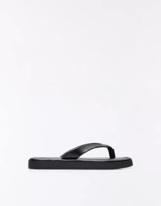 Platte Sandalen