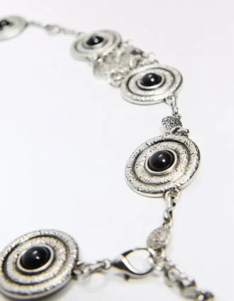 Riem met stenen ketting