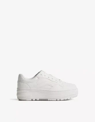 Sneakers met dikke zool