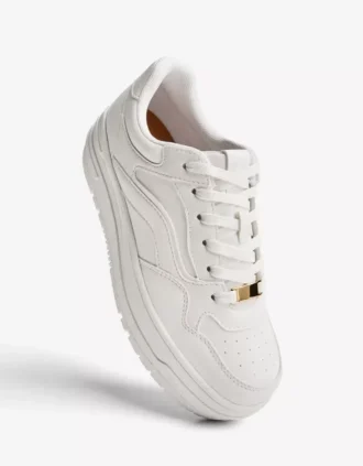 Sneakers met dikke zool