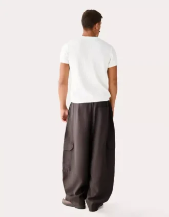 Soepelvallende cargo-broek
