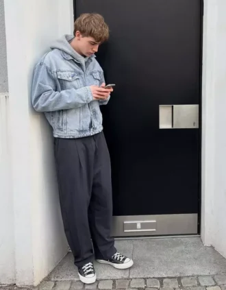 Super baggy, soepelvallende broek met coupenaden